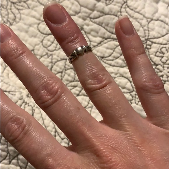 Mid Ring - Picture 2 of 4